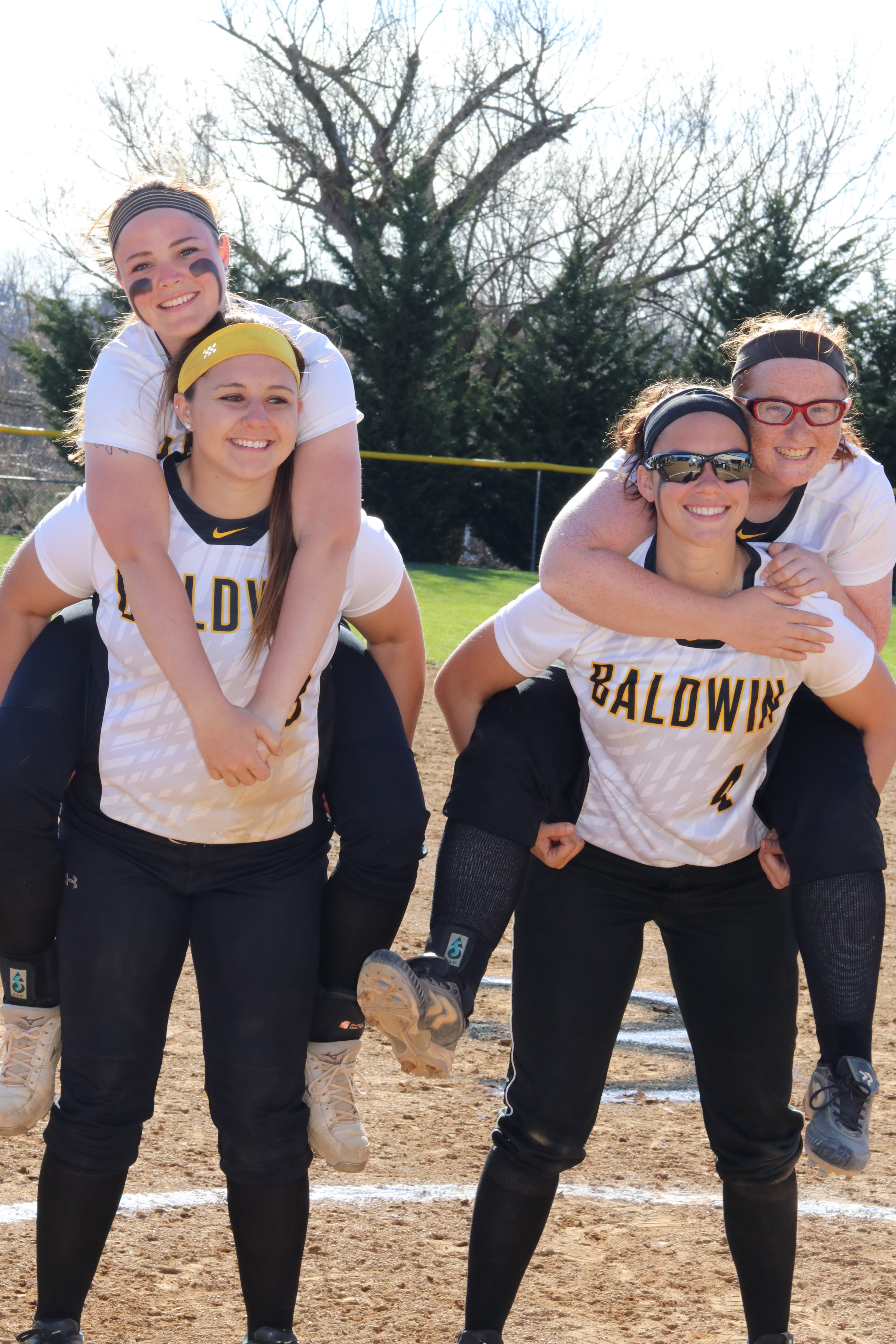 Softball Senior Day 2018